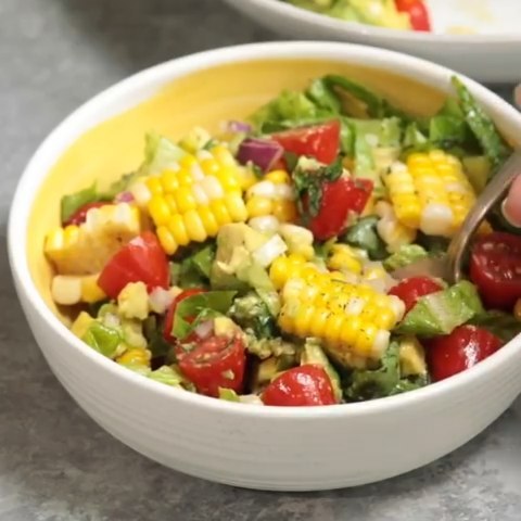 Easy Summery Corn Tomato Avocado Salad