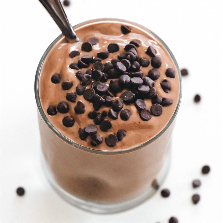 Vegan/paleo Chocolate Frosty