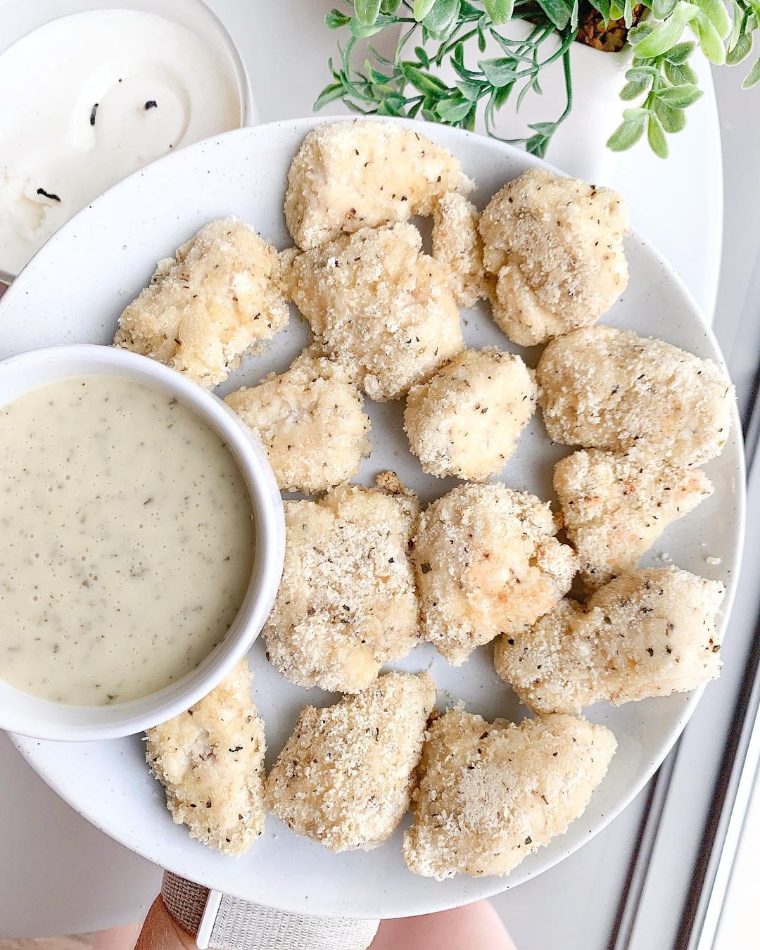 Quick and Easy Almond Crusted Chicken Nuggets