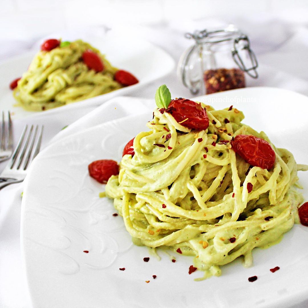 Avocado Pesto Pasta