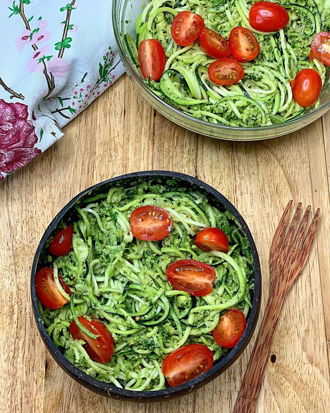 Spirulized Zucchini Noodles with Pesto