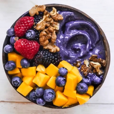 Easy Healthy Banana Blueberry Smoothie Drink