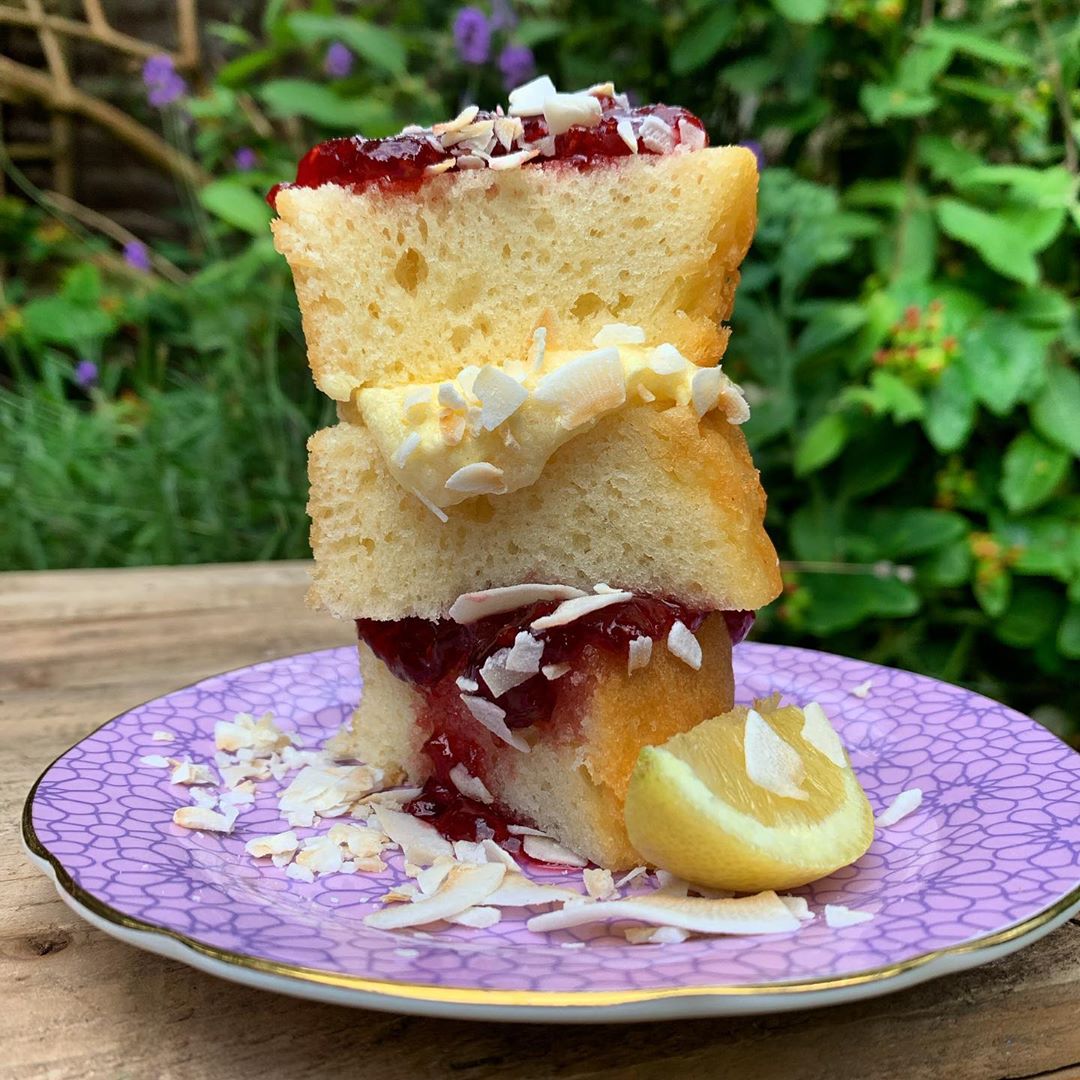 Classic 8 Inch Vegan Victoria Sponge Cake
