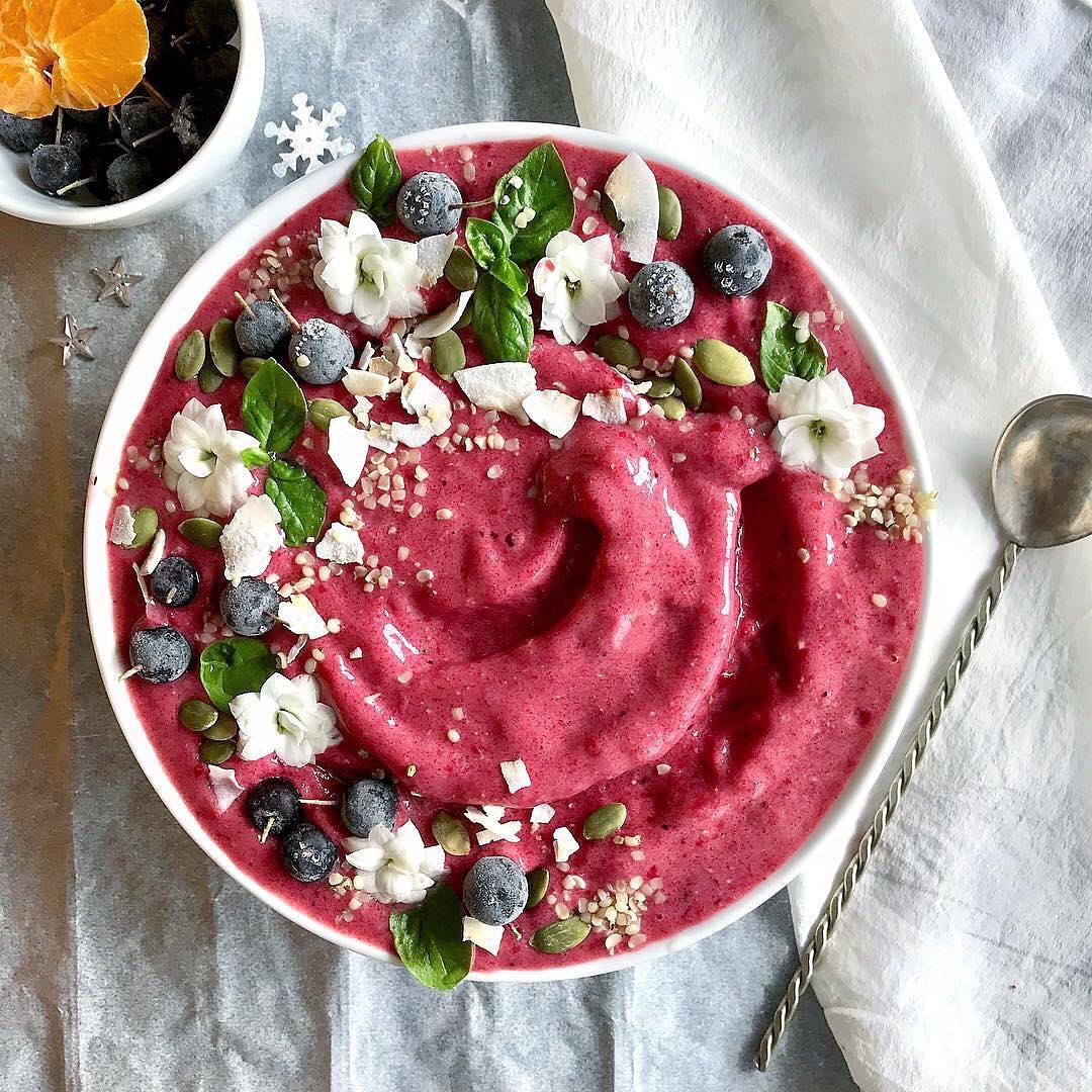 Fresh Summer Berry and Fruit Smoothie