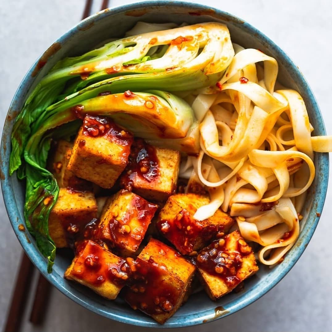 Baked Tofu in Chili Garlic Sauce