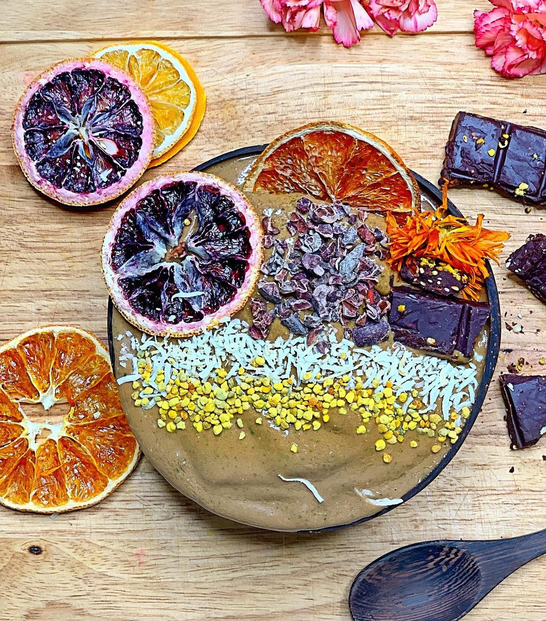 Vegan Orange Chocolate Smoothie Bowl
