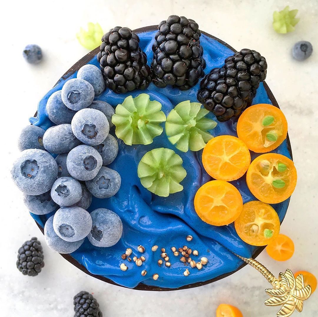 Banana Spirulina Nicecream Bowl