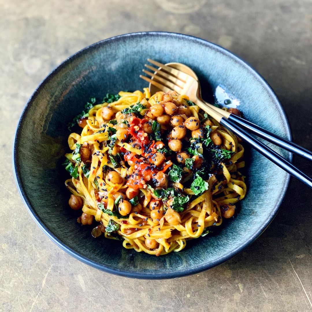 Gochujang Spiced Turmeric Noodle Bowl
