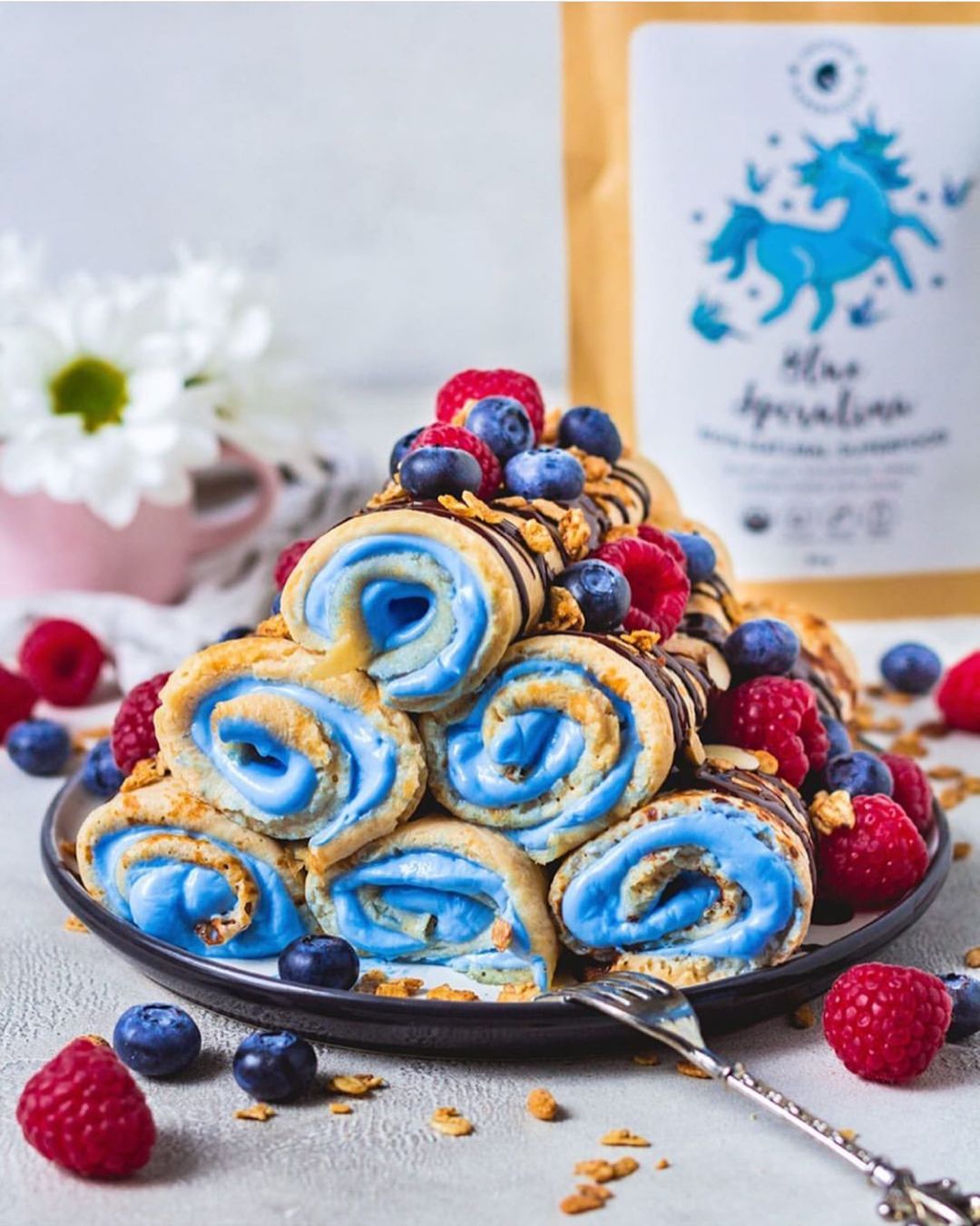 Crêpe Rolls with Blue Spirulina Cream