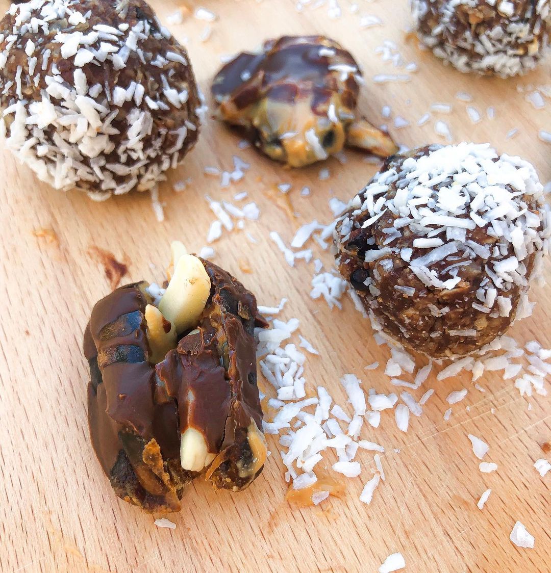 Healthy No Bake Chocolate Treats