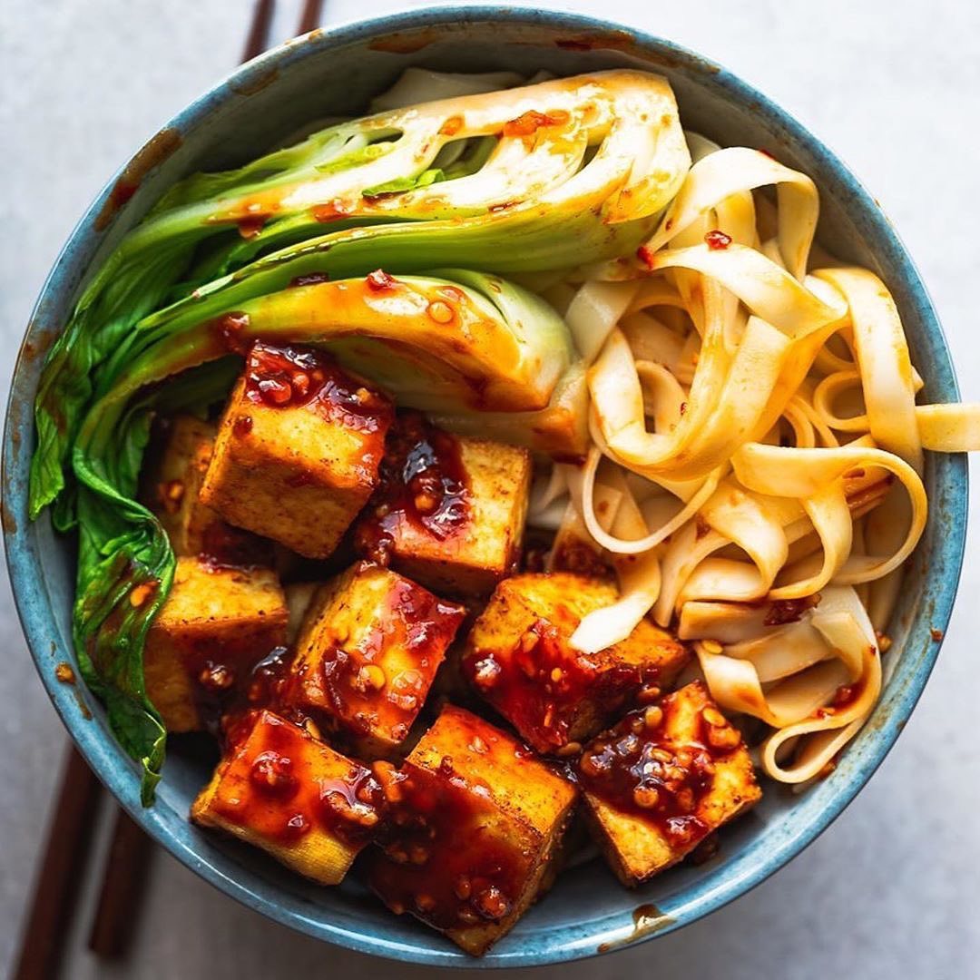 Baked Tofu in Chili Garlic Sauce