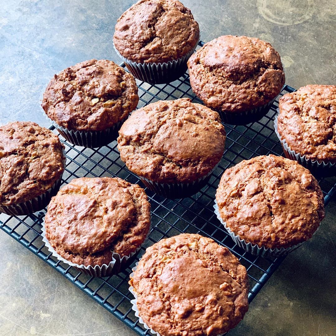 Apple Cinnamon Fig Muffins
