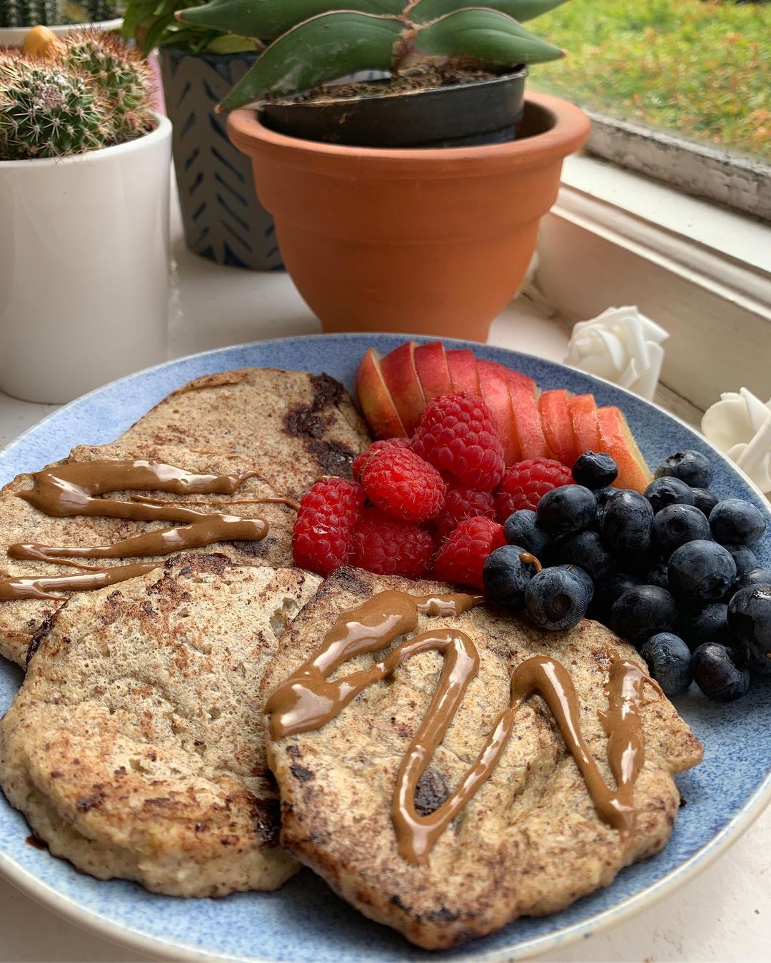 Easiest Ever Vegan Pancakes