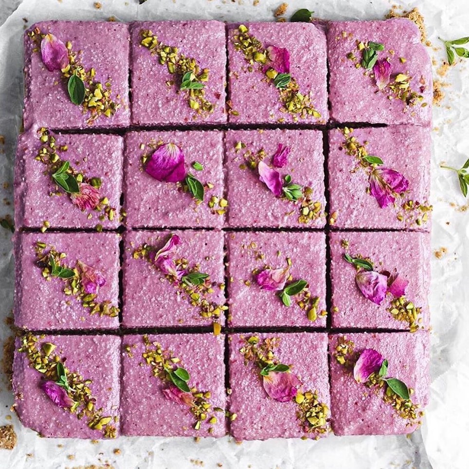 No-Bake Berry and Pistachio Bars
