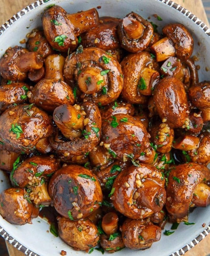 Balsamic Soy Garlic Mushrooms