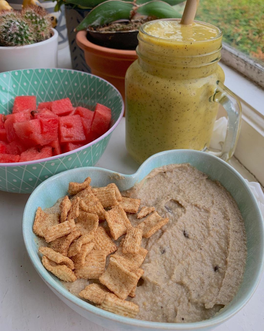 Vegan Cookie Dough Breakfast Bowl