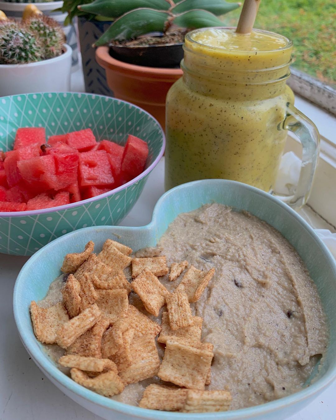 Vegan Cookie Dough Breakfast Bowl