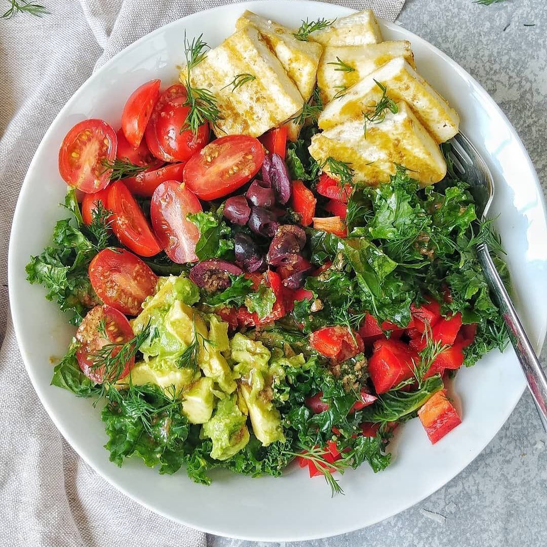 Mediterranean Kale Salad with Tofu