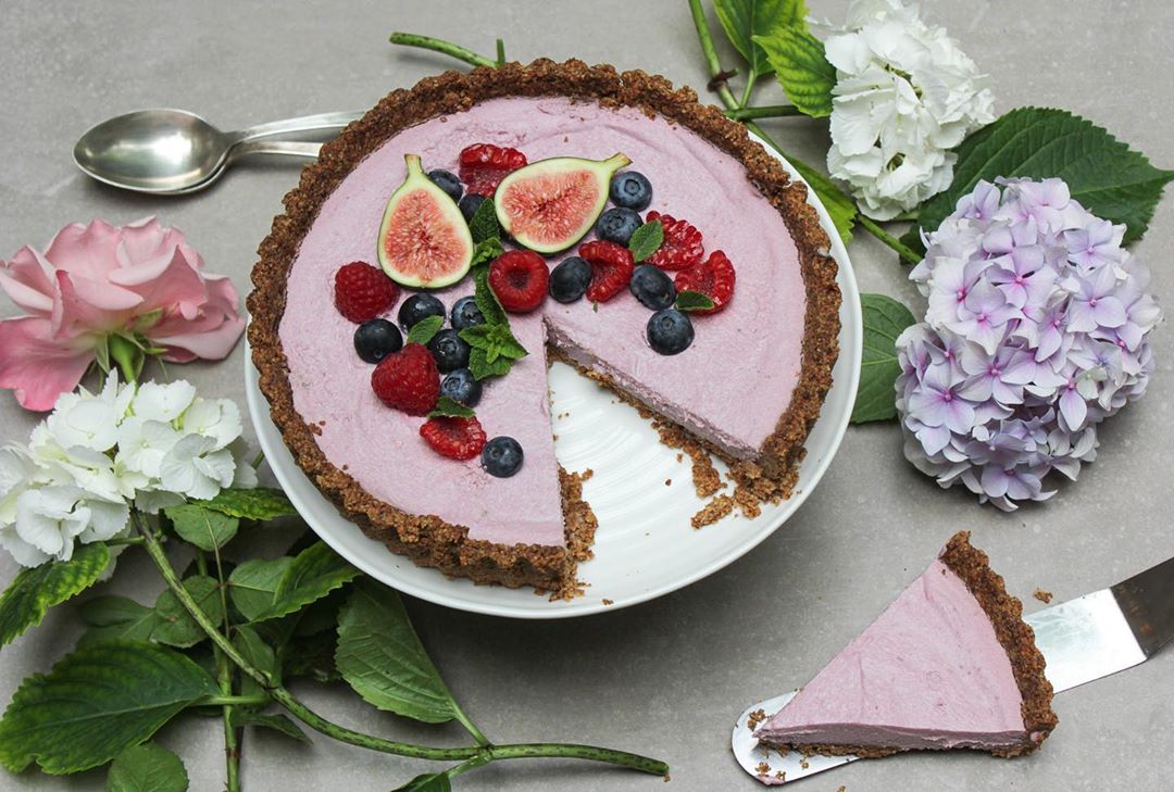 Vegan Berry Chessecake