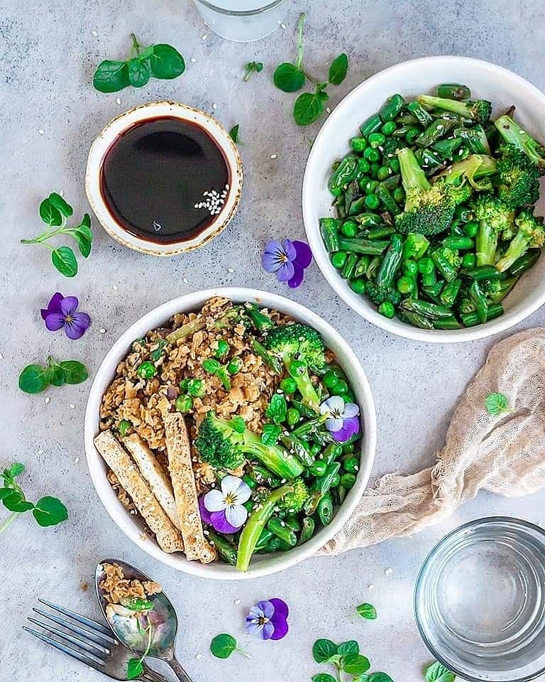 Vegan Cauliflower Rice Stir-Fry