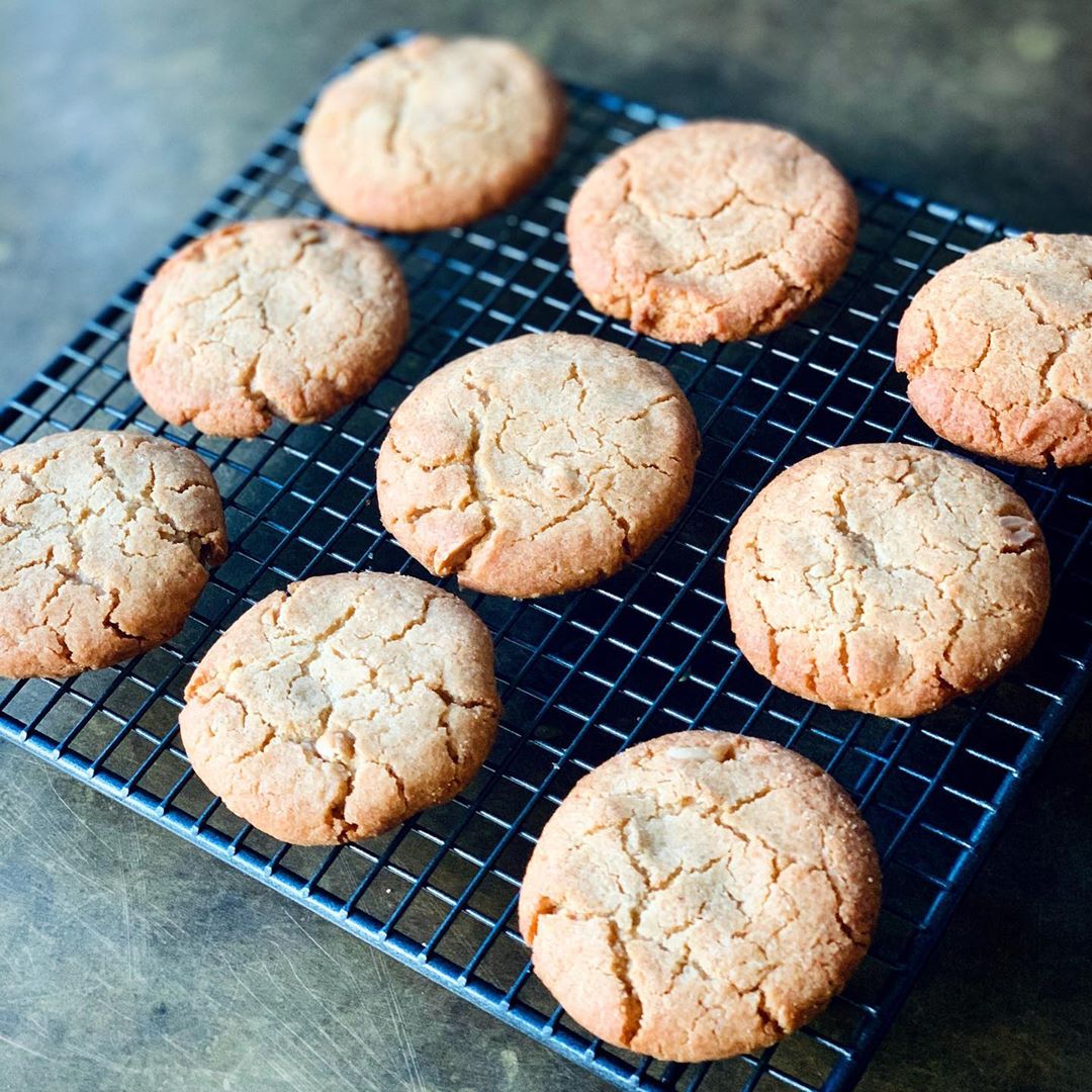 Chewy Peanut Butter Cookies