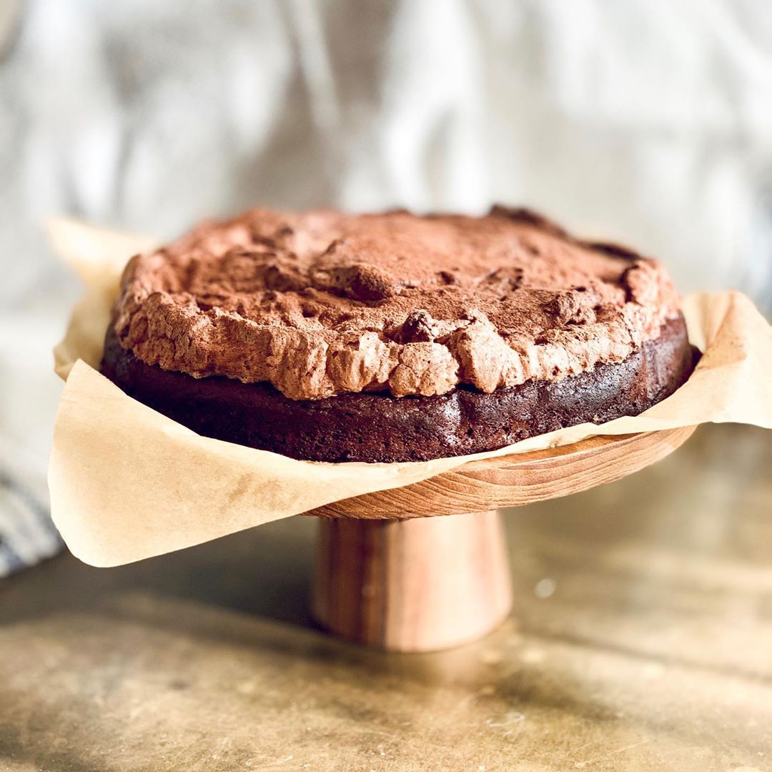Gluten Free Chocolate Meringue Cake