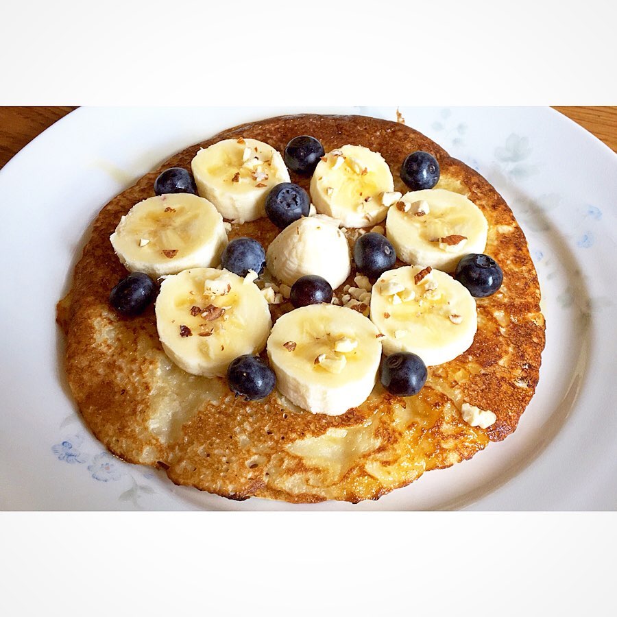 Vegan Coconut Pancakes with Banana Toppings