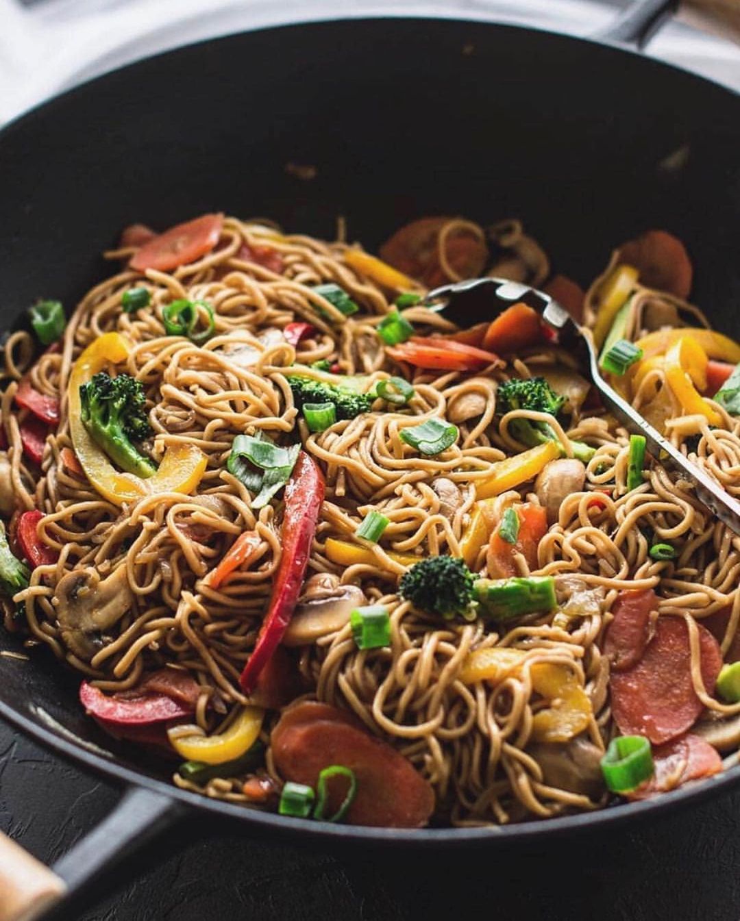 Fast and Easy Vegan Lo Mein