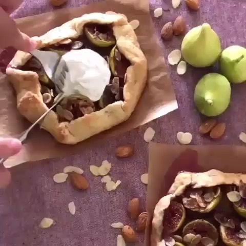 Vegan Fig Galette with Almonds and Cinnamon