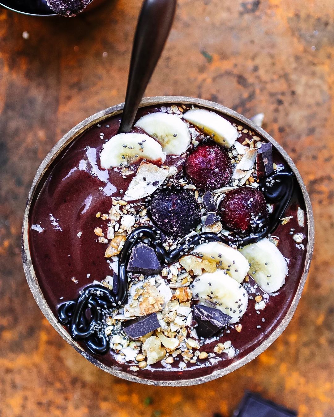 Açaí, Cherry and Cacao Smoothie Bowl