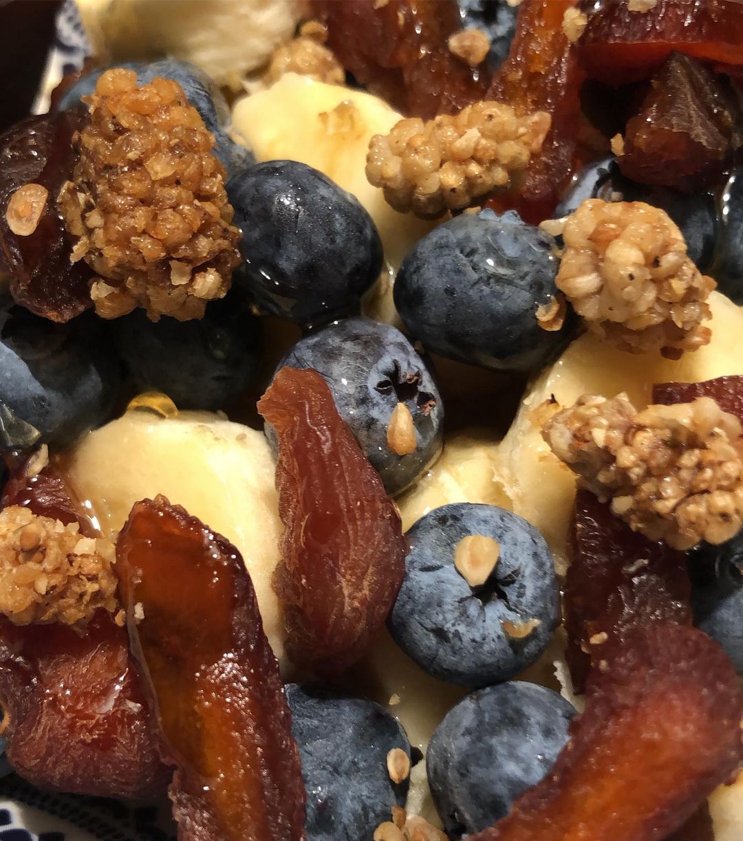 Simple Banana Berry Fruit Snack