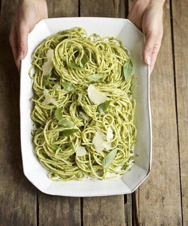 Fresh Spirulina Pesto with Basil and Almonds