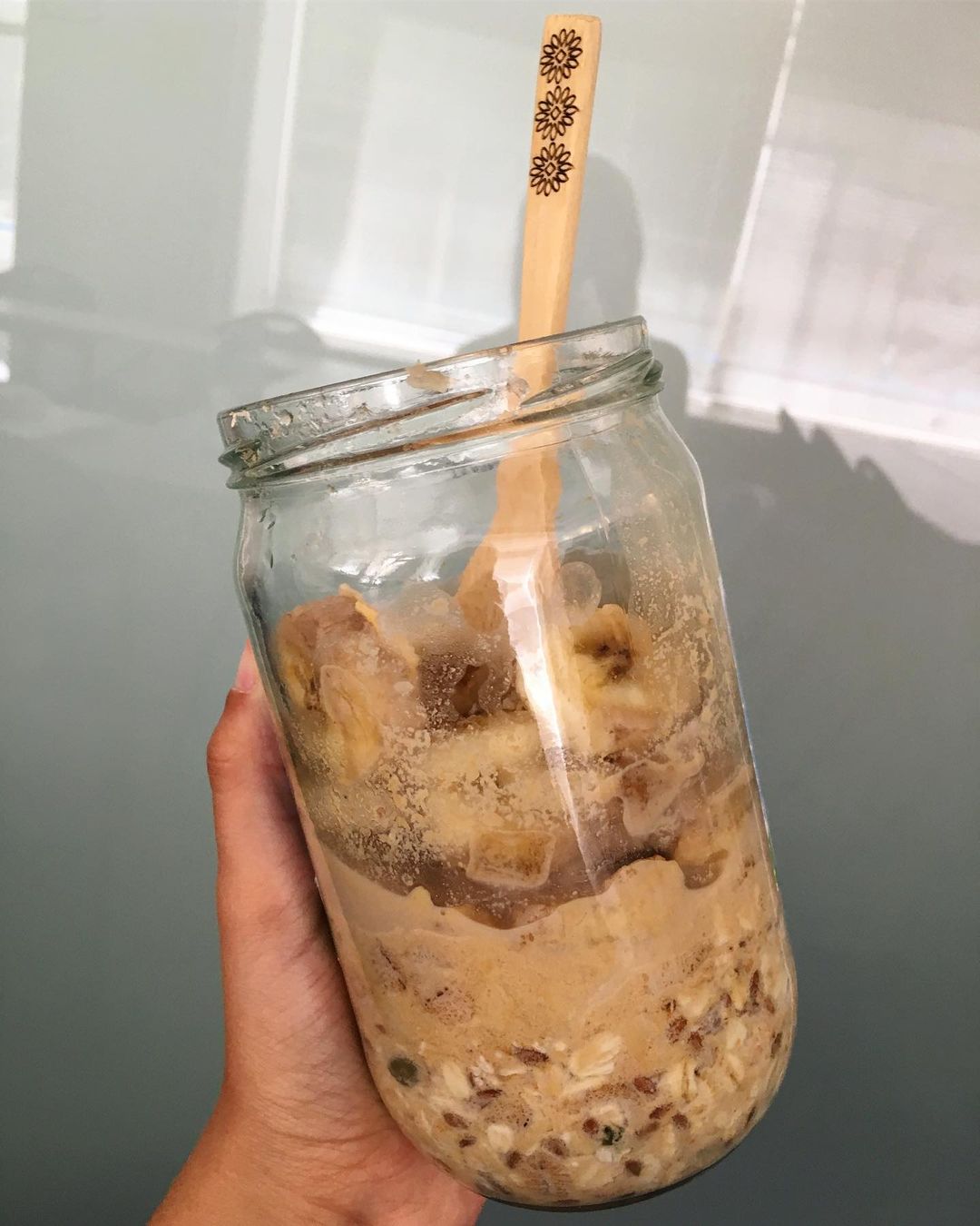 Easy Overnight Oats with Banana and Peanut Butter