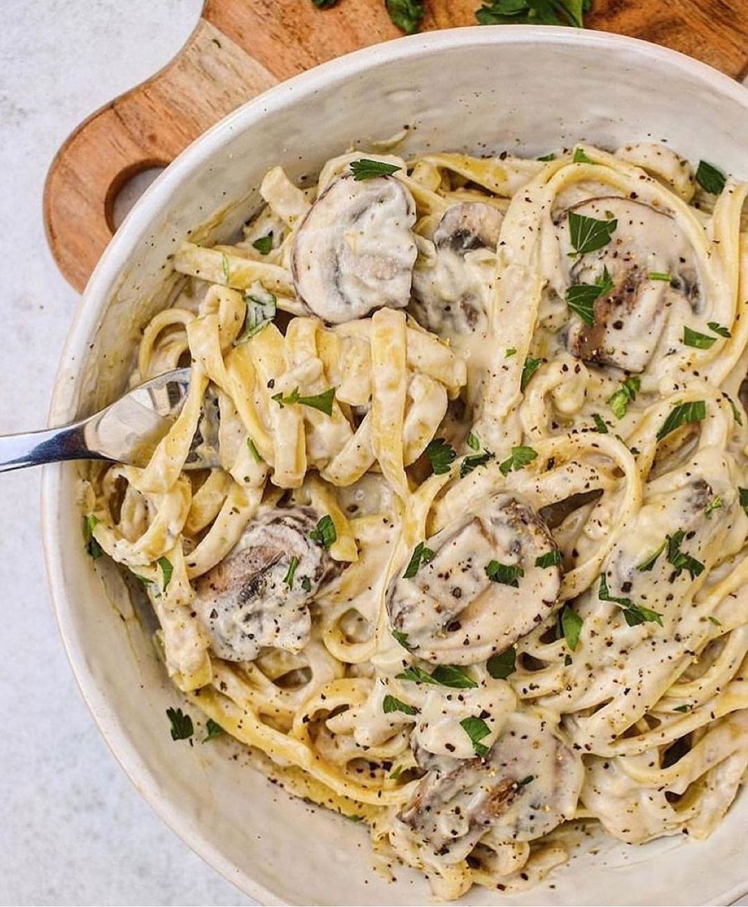 Vegan Fettuccine Alfredo Pasta