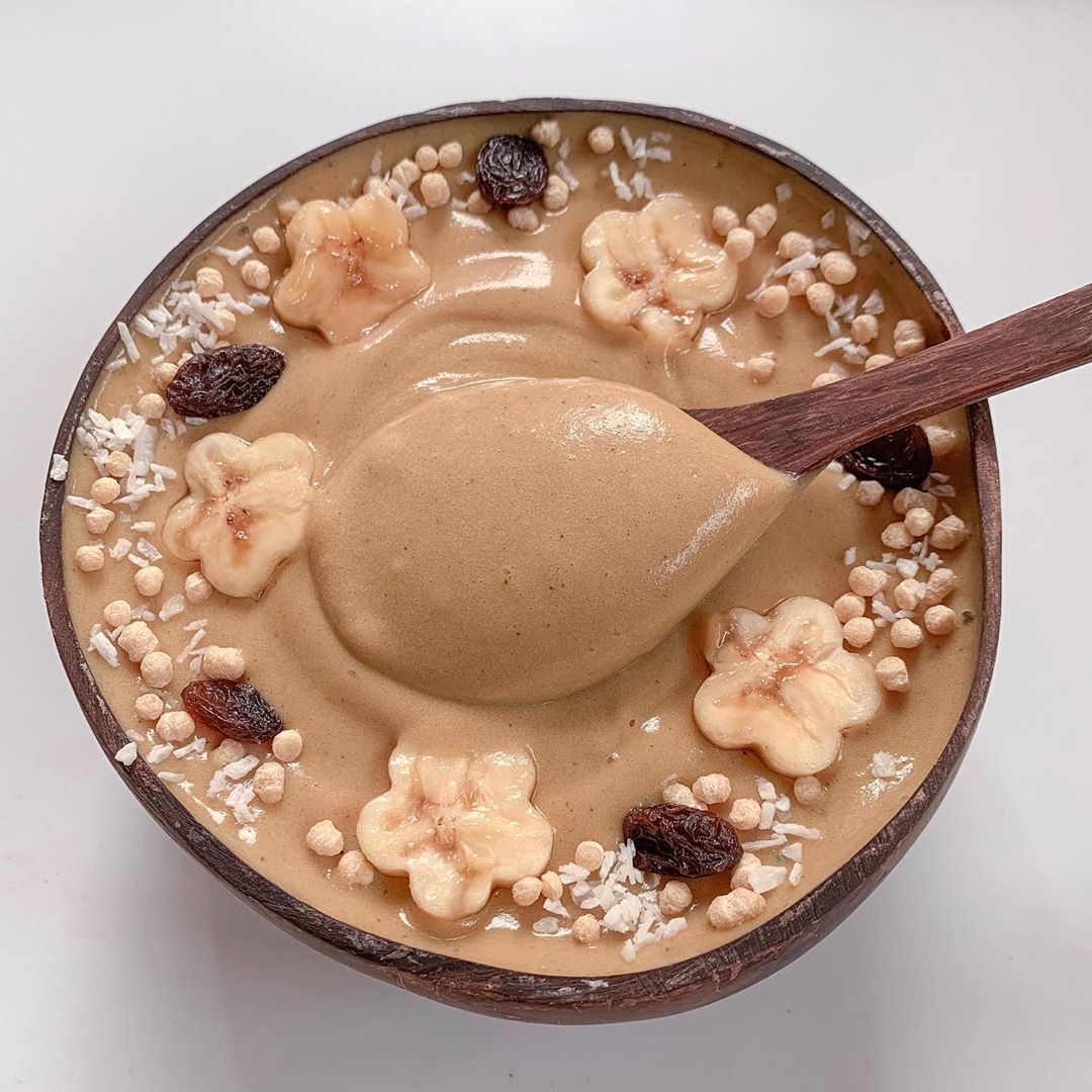 Turmeric Cinnamon Protein Smoothie Bowl