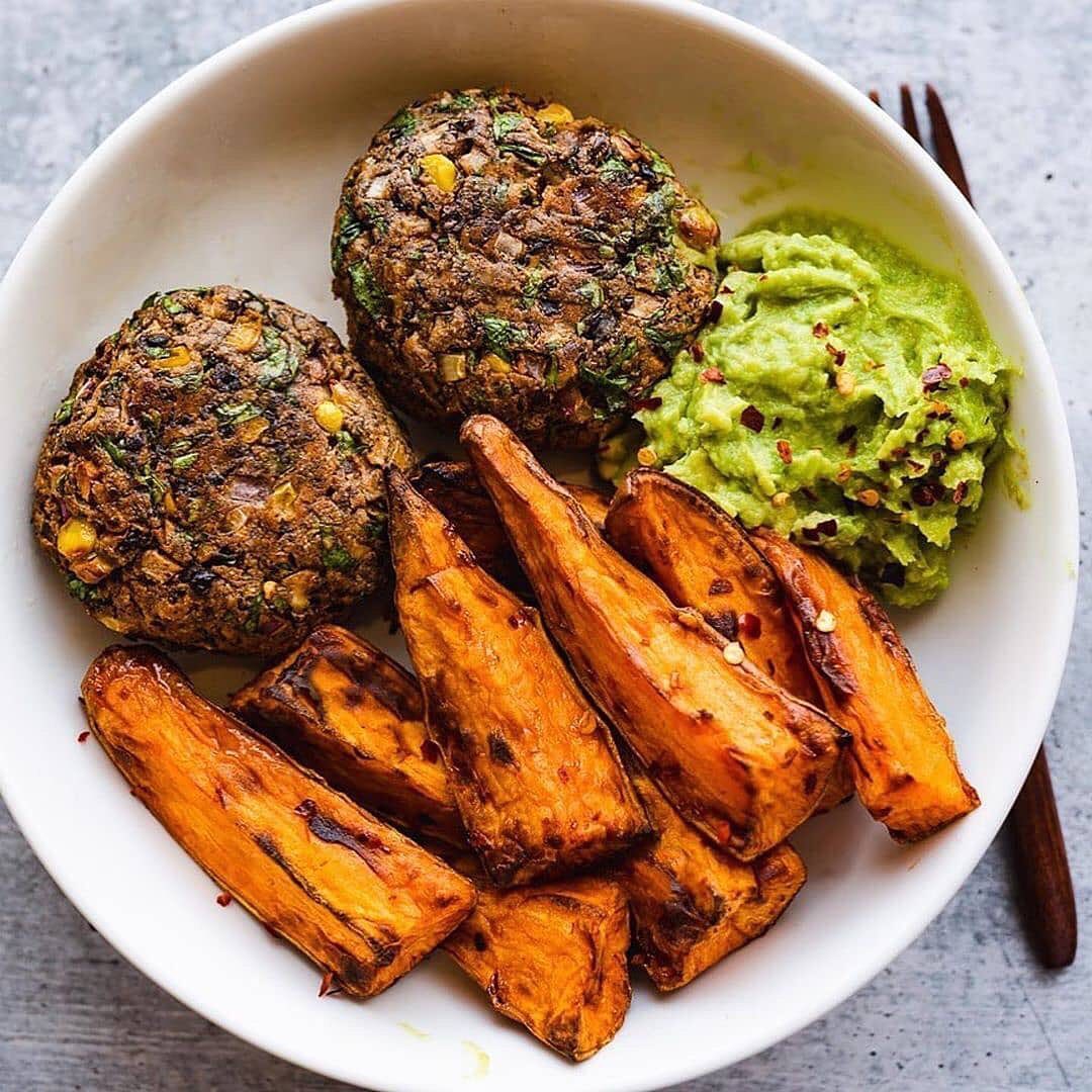 Smoky Black Bean and Corn Burgers