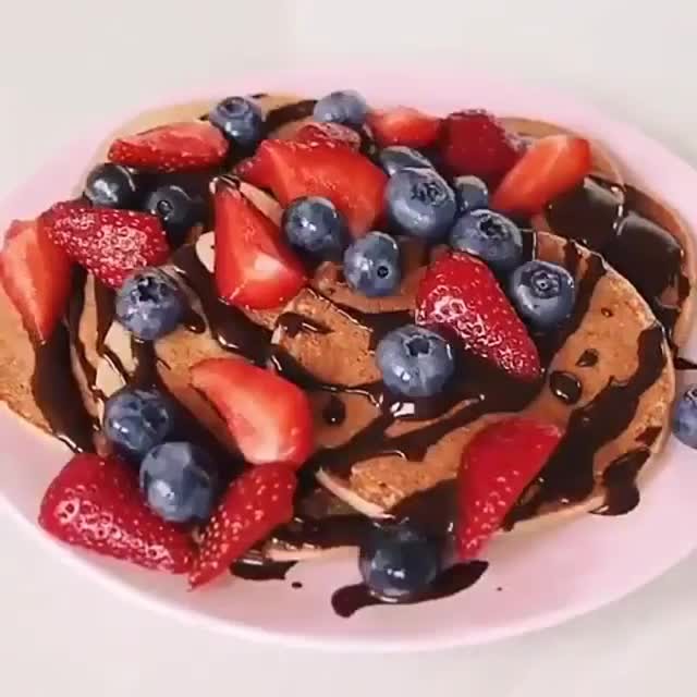 Easy Vegan Banana Pancakes