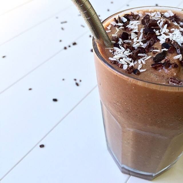 Chocolate Chip Coconut Smoothie