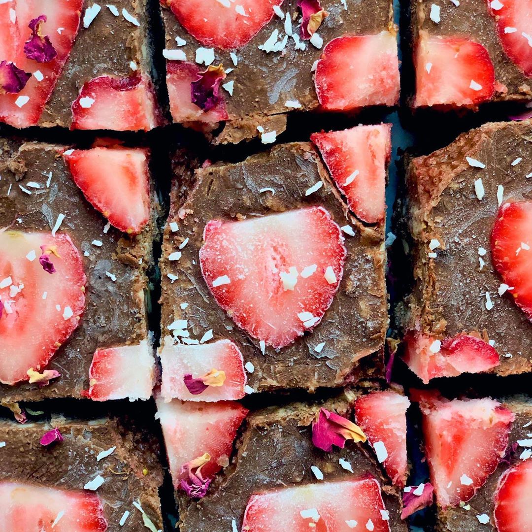 Strawberry Chocolate Freezer Fudge Bars