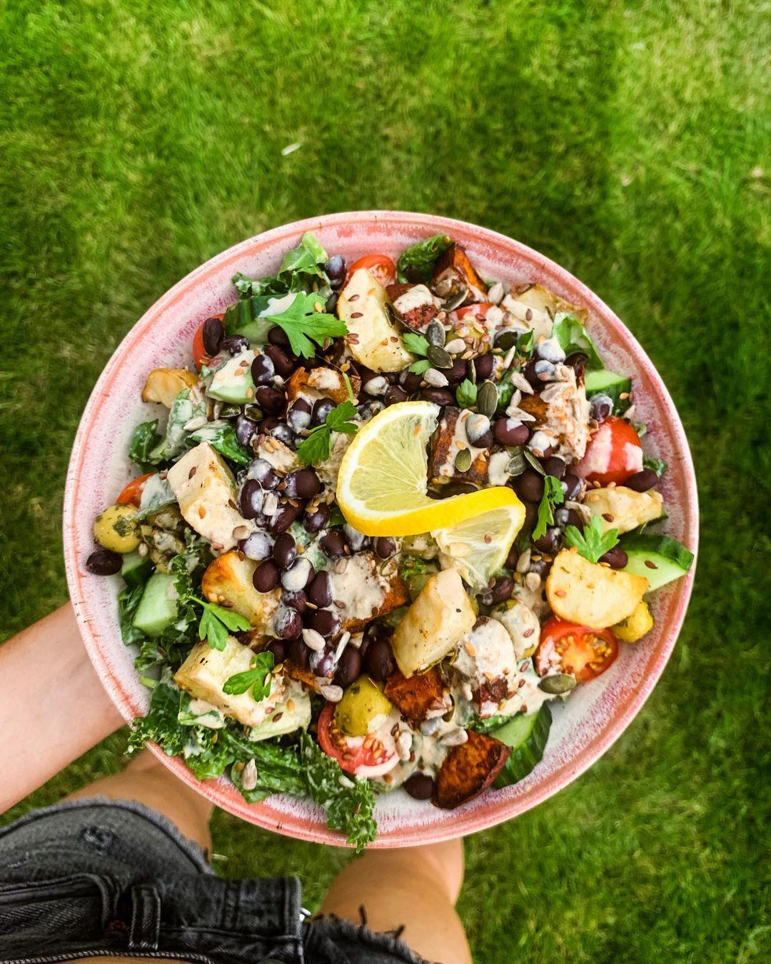 Massaged Kale and Spinach Salad with Vegetables