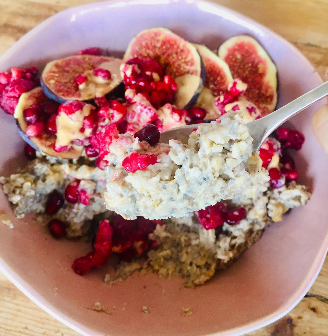 Healthy Overnight Oats with Vanilla and Cauliflower