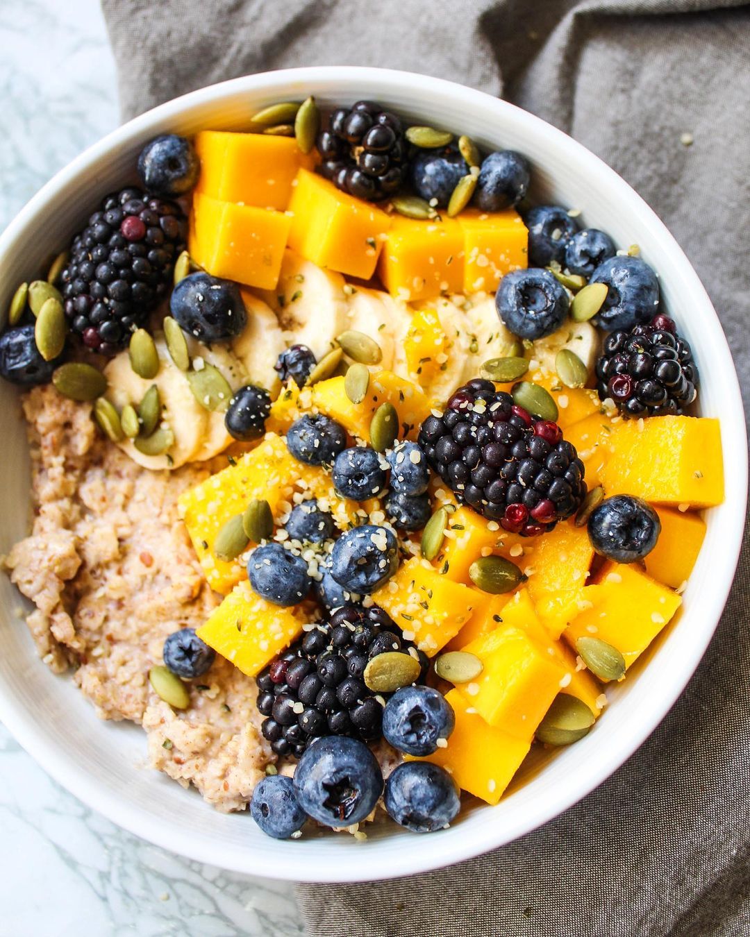 Easy Spiced Oatmeal with Vanilla and Almond Milk