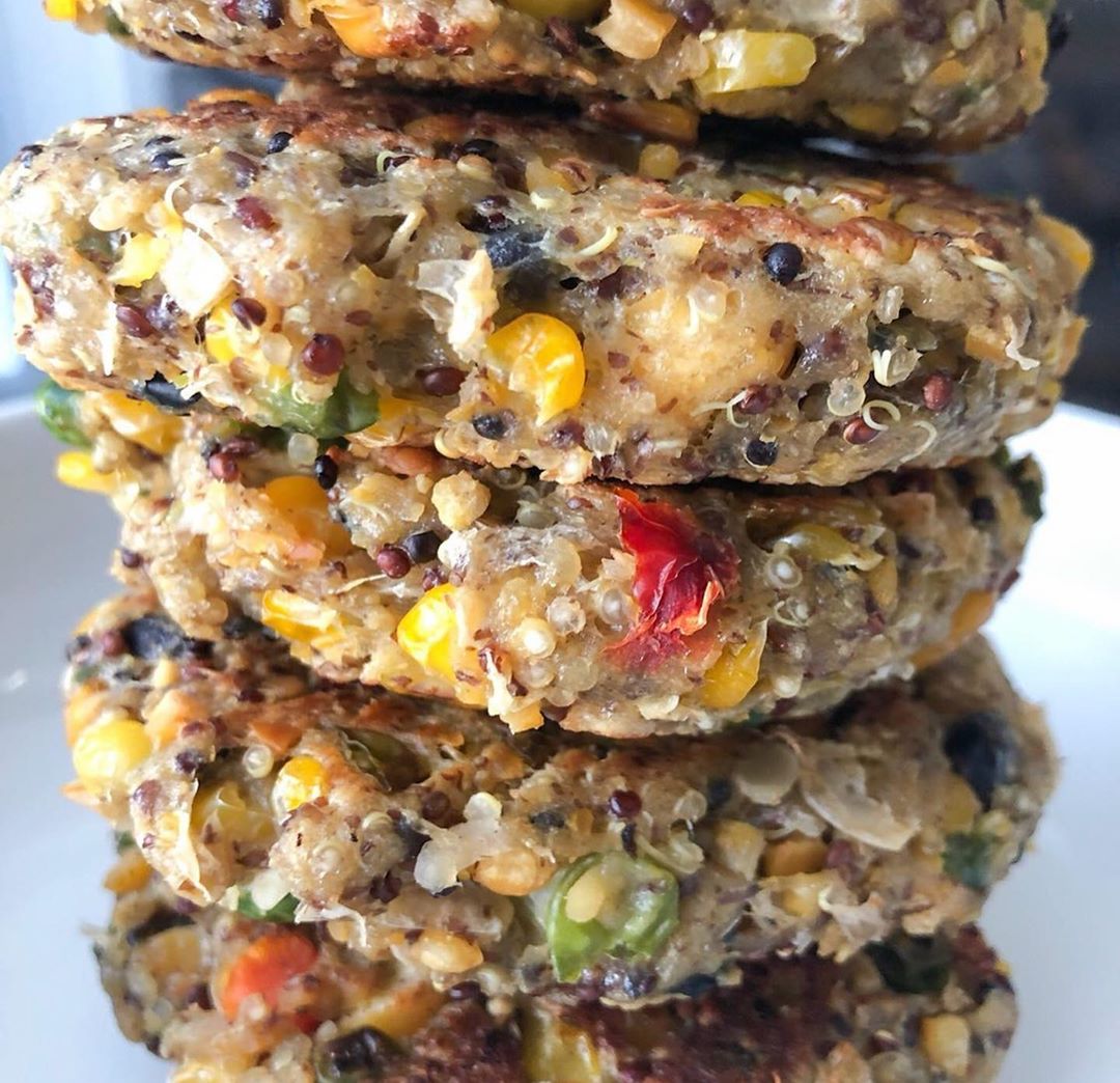 Vegan Chickpea Burger with Quinoa and Vegetables