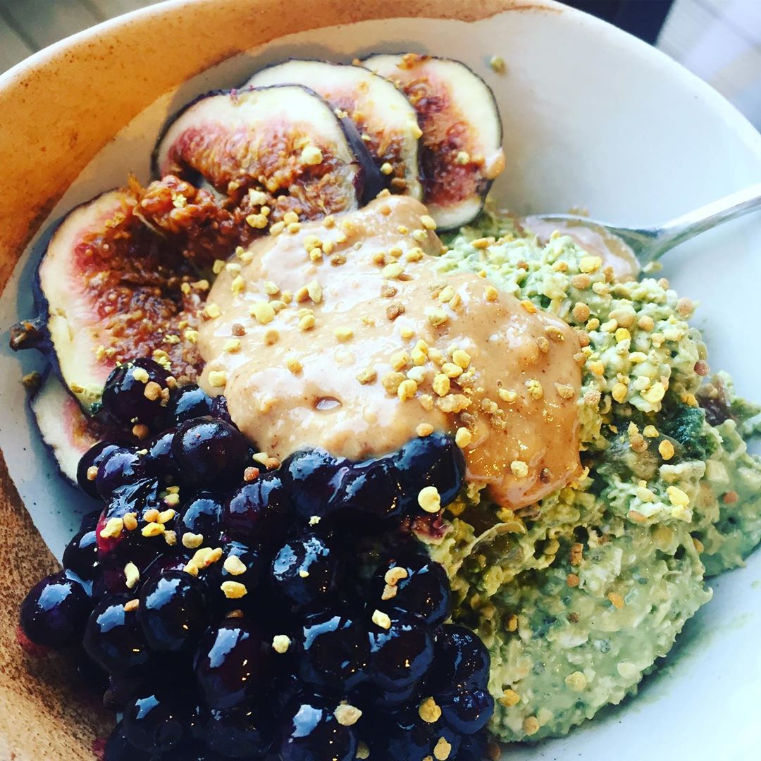Easy Overnight Matcha Oats