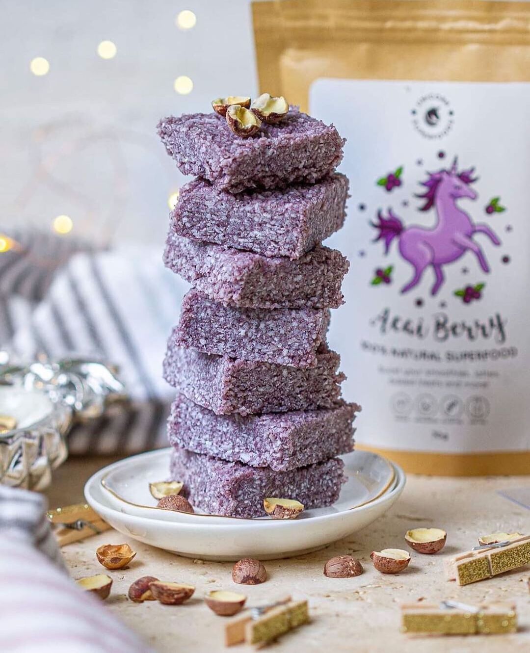 Delicious Snowman Squares with Acai Berry