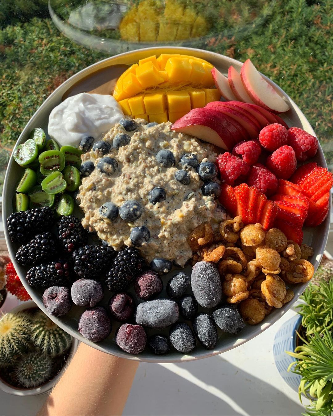Hella Loaded Tropical Overnight Oats