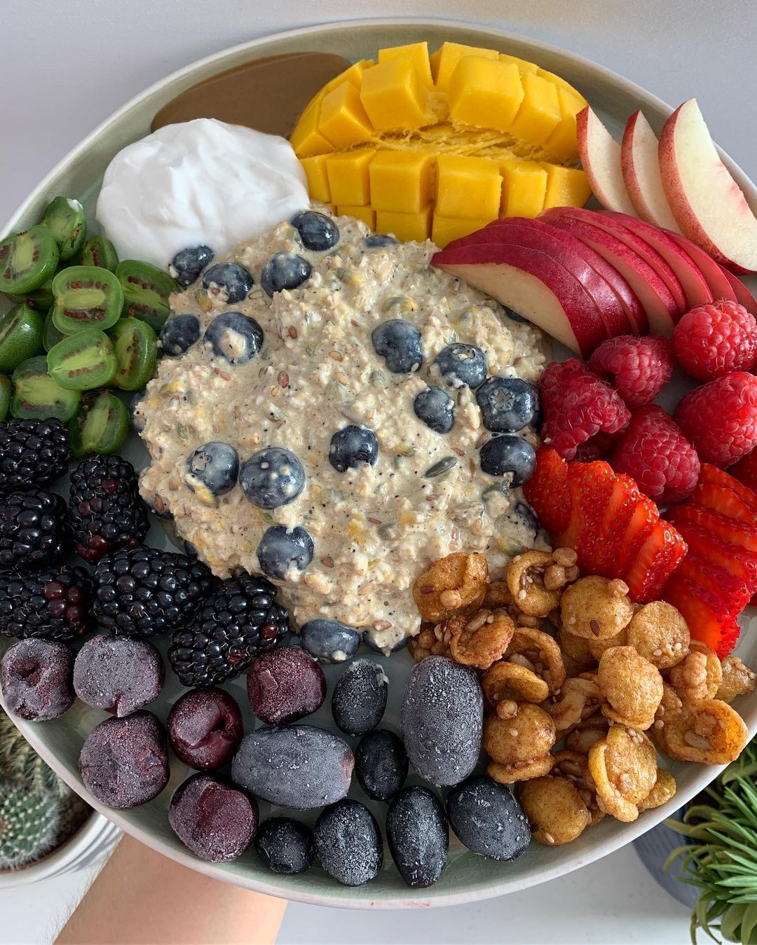 Hella Loaded Tropical Overnight Oats