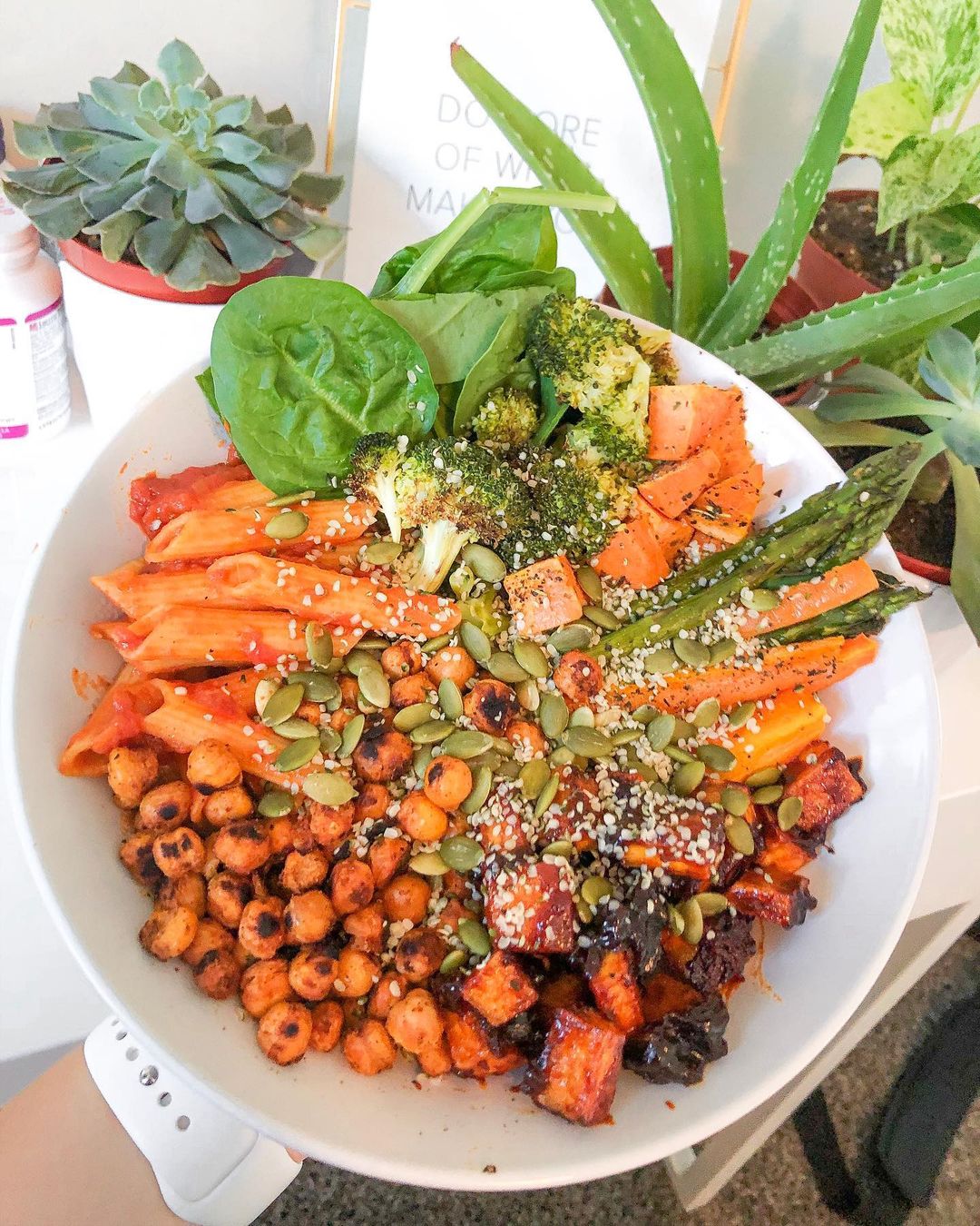 Colorful Vegan Bowl with Tofu and Veggies