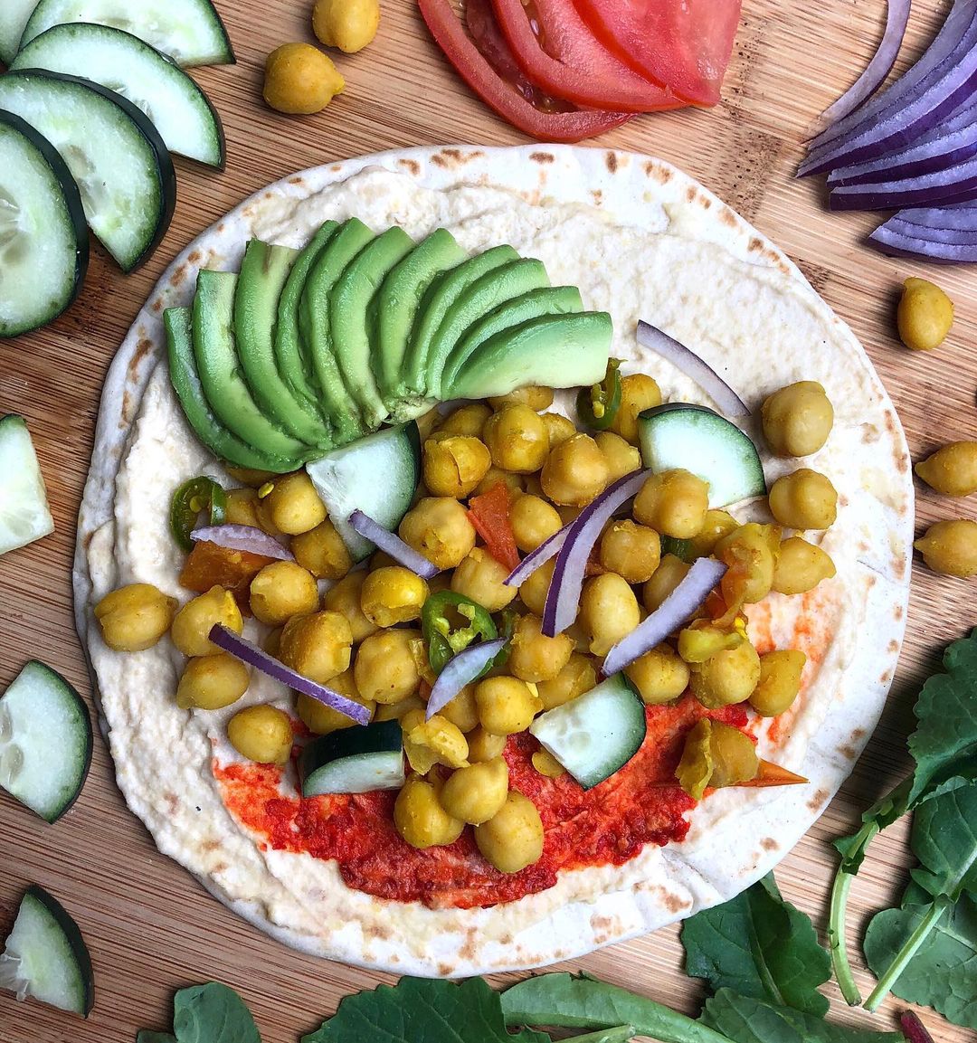 Quick Chickpea Wraps with Fresh Toppings