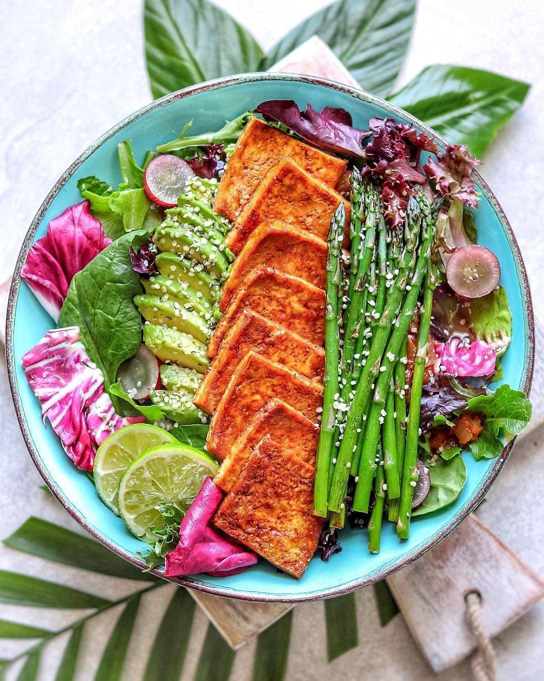 Quick Vegan Tofu Salad Bowl